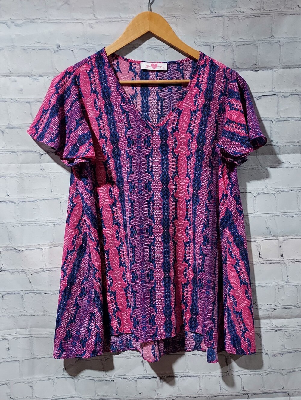 Snake Print Python M Top Blouse Resort Vacay V-neck Casual AOP All Over Print